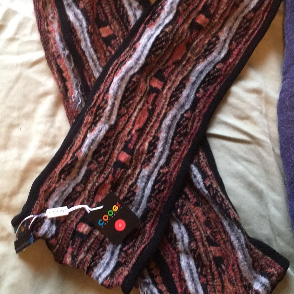 COOGI wool scarf